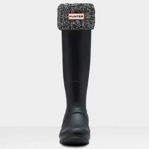 Hunter Cable Knitted Tall Boot Socks: Black/Grey